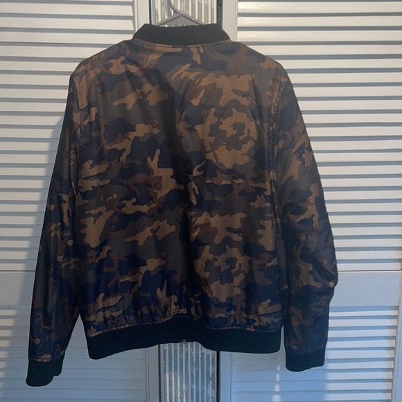 DC Comics Men's Superman Olive Camouflage Polyester Bomber Jacket size M - Picture 6 of 7